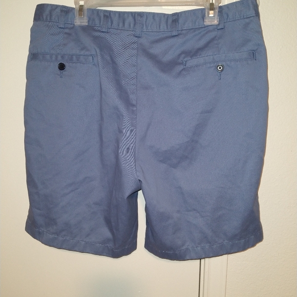 Jos A Bank Traveler's Collection Blue 100% Cotton Chino Shorts Men's sz 38Wx9. - Picture 2 of 4